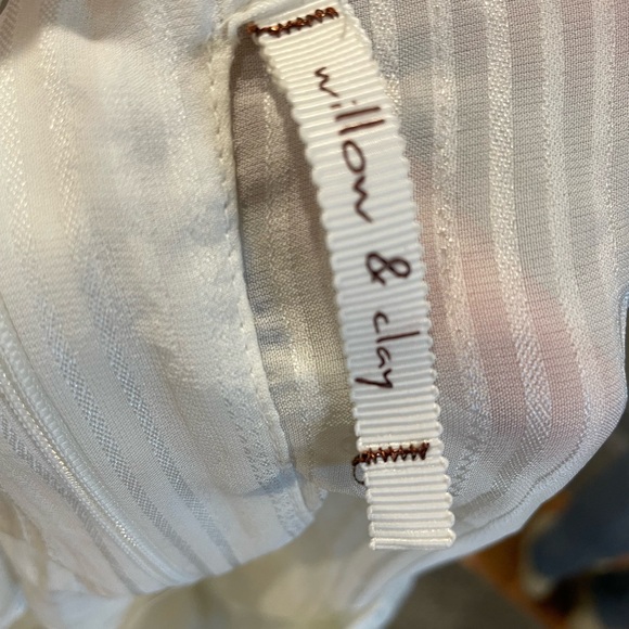 Willow & Clay / tank top sheer with details waist cropped - Picture 5 of 7